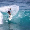 Enterrement de vie de jeune fille en Vendée, sensations et complicité sur l’océan avec le wingfoil et le surf